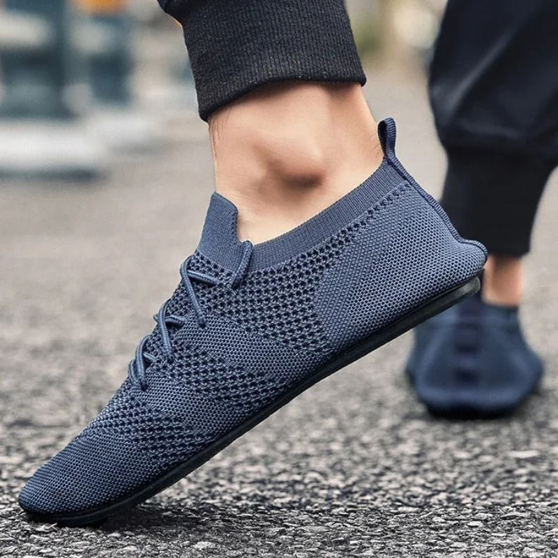 Summer Men Casual Mesh Sneakers Lightweight Slip On Outdoor Walking Shoes 2