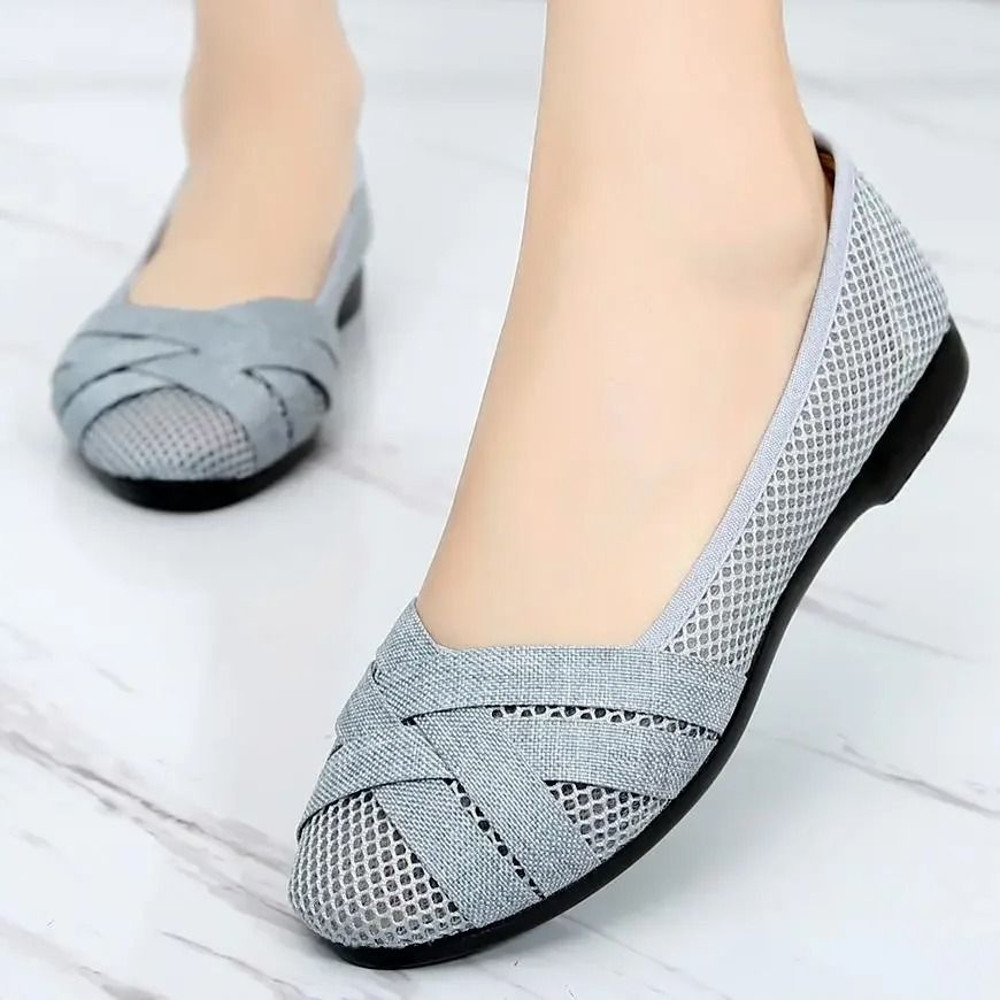 Plus Size Hollow Out Breathable Slip On Flats 7