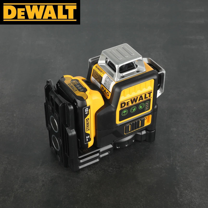Dewalt DW089LG 12V Lithium Battery 3 X 360 Degree Green Line Laser Level 1