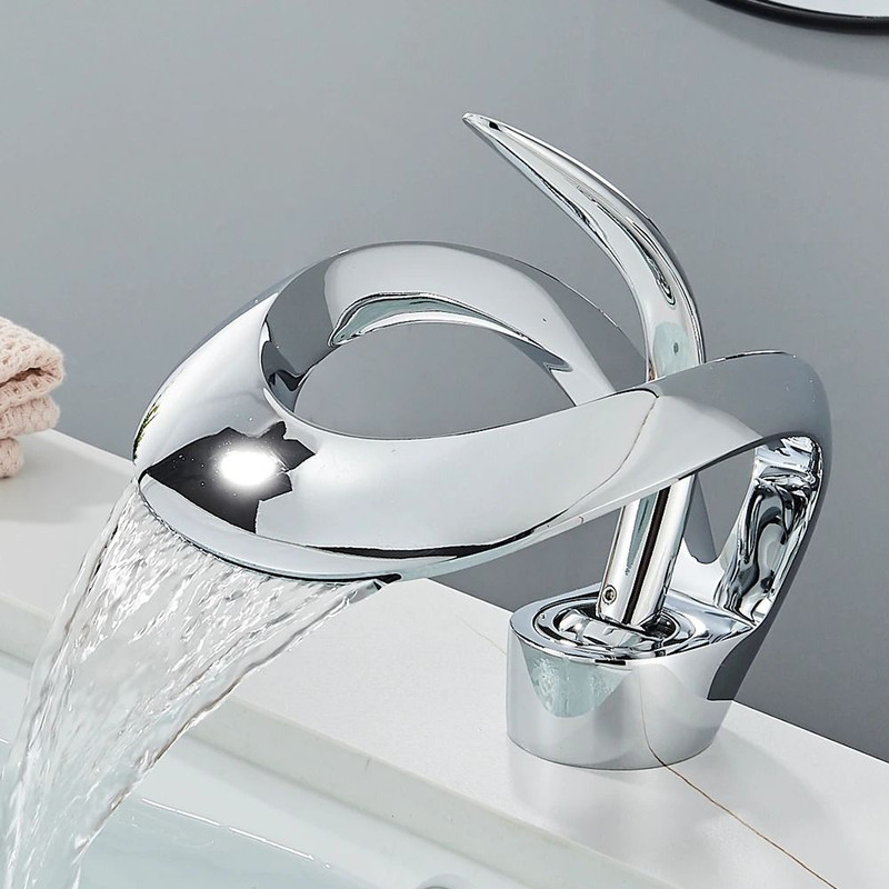 Solid Brass Waterfall Basin Faucet With Single Handle Mixer 10