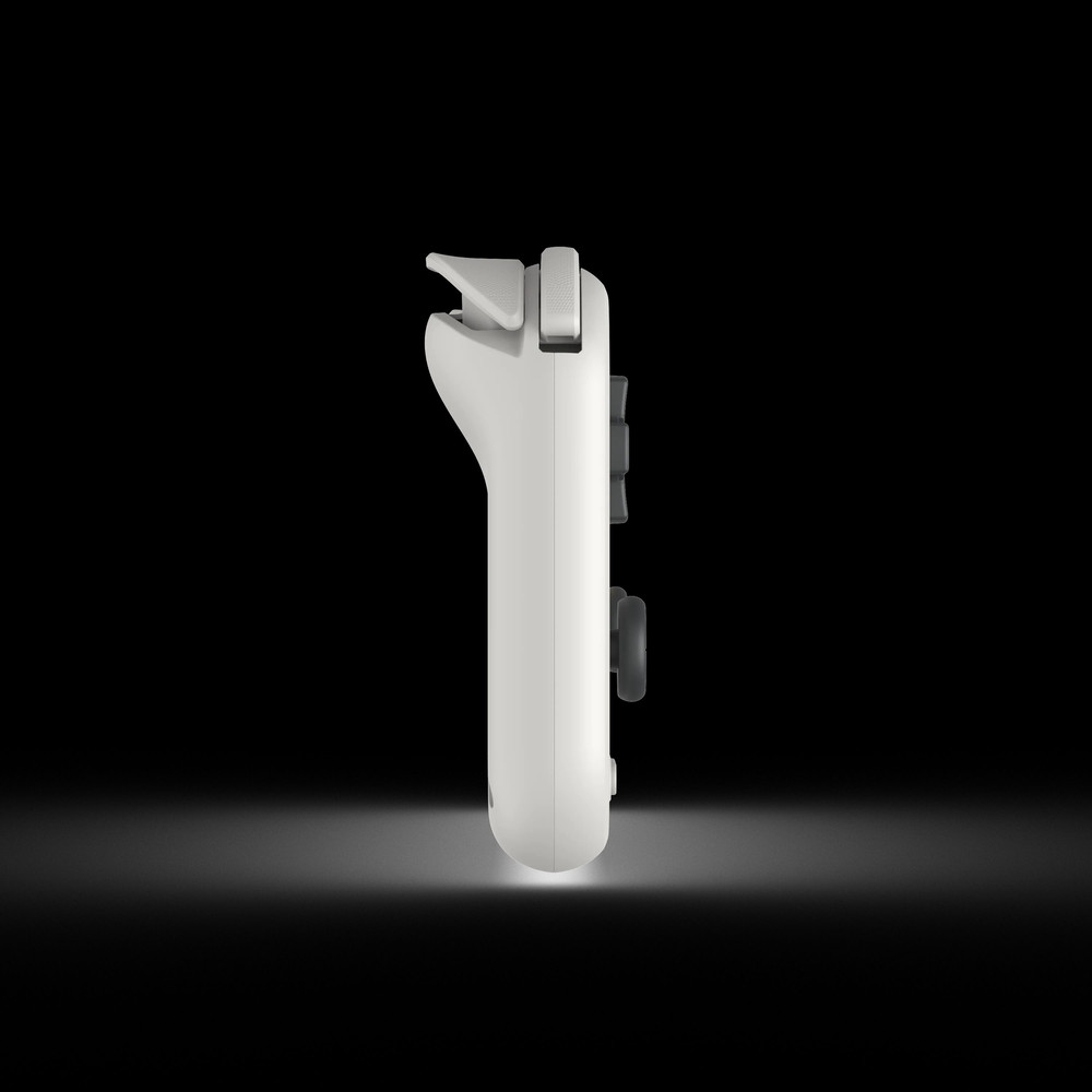 Retroid Pocket 4 Pro Handheld Retro Gaming Console 3