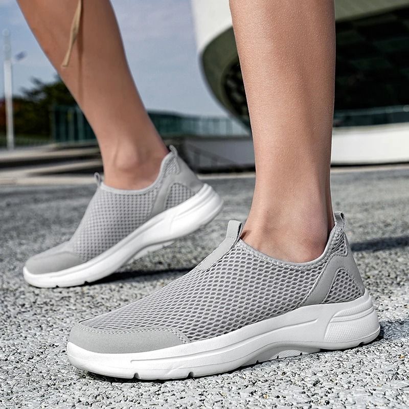 Men Summer Casual Sneakers Lightweight Anti Slip Comfortable Running Shoes 1