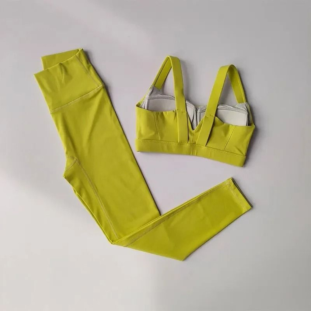 Seamless Yoga Outfit Set With Sports Bra And High Waist Leggings Or Shorts 1