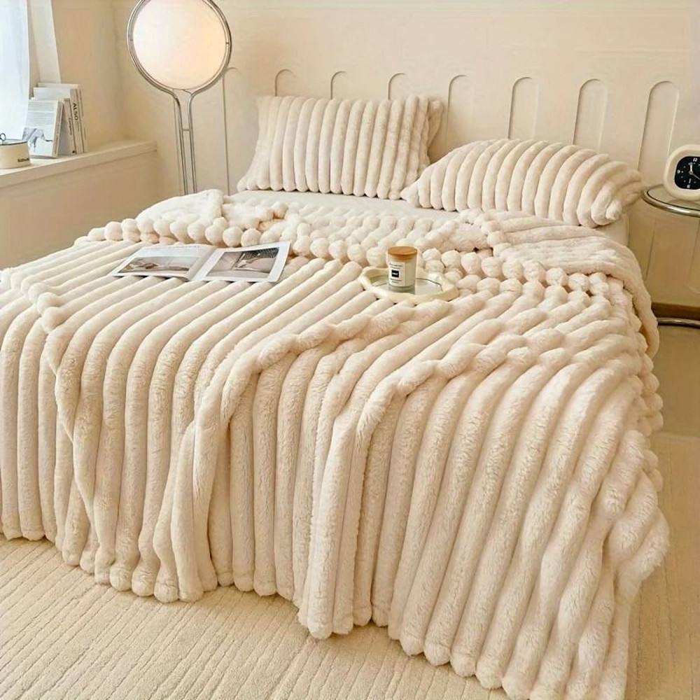 Luxurious Faux Rabbit Fur Throw Blanket Soft Warm Cozy For Couch Bed And Travel 7