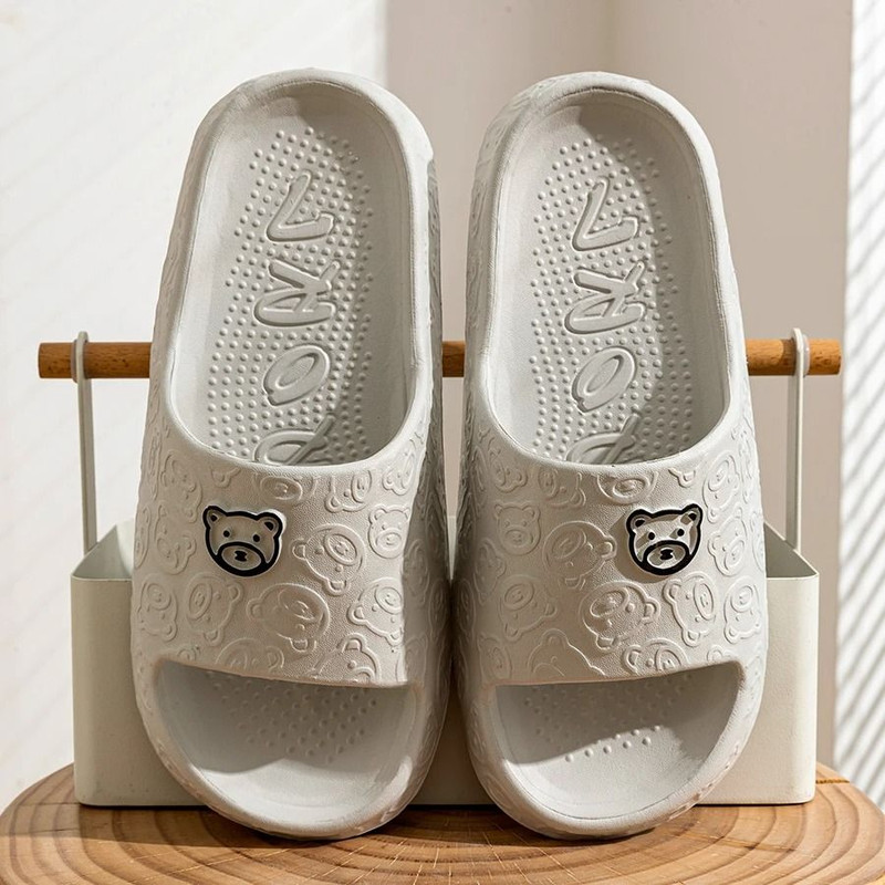 Summer Fashion Slippers With Little Bear Print For Men And Women 4