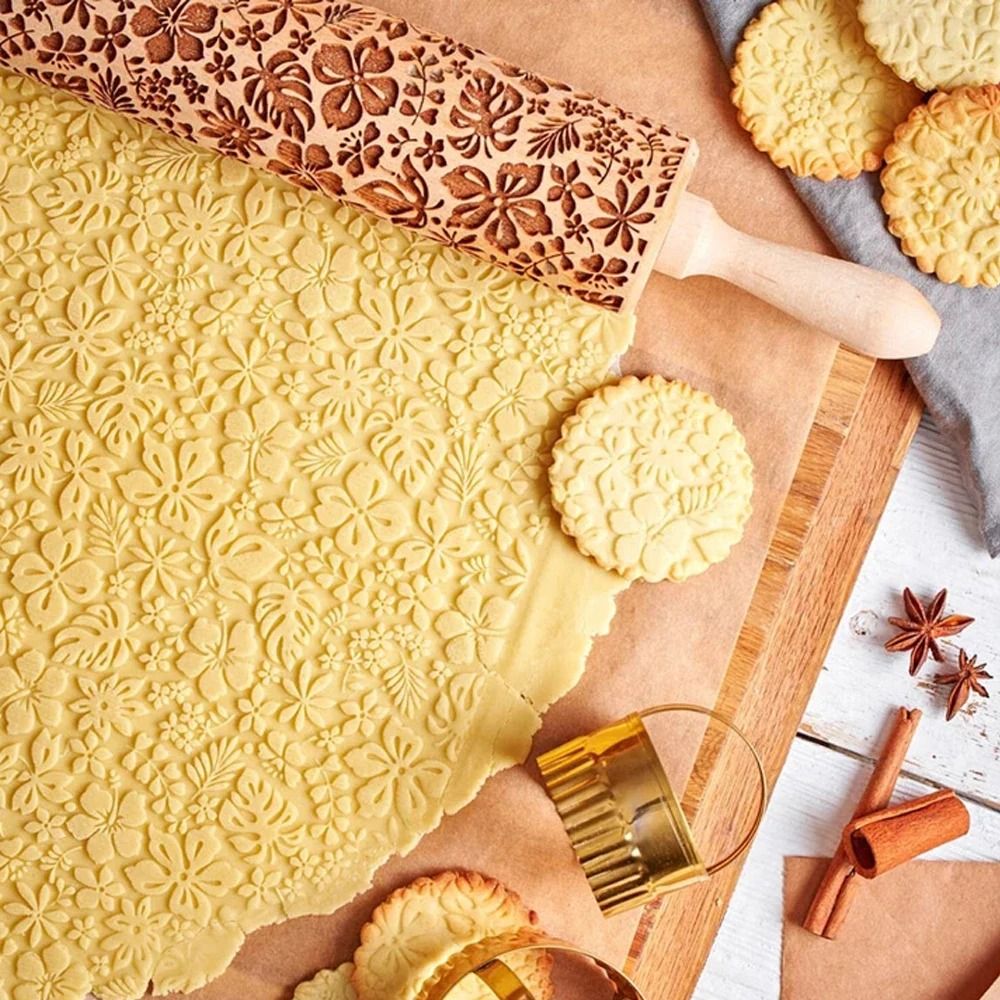 Flower Leaf Strawberry Deep Engraved Wooden Rolling Pin For Decorative Cookie Baking 1
