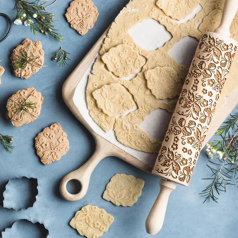 Flower Leaf Strawberry Deep Engraved Wooden Rolling Pin For Decorative Cookie Baking 5