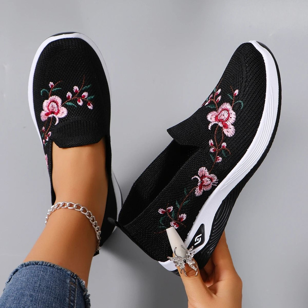 Women Breathable Mesh Flat Casual Sneaker 3