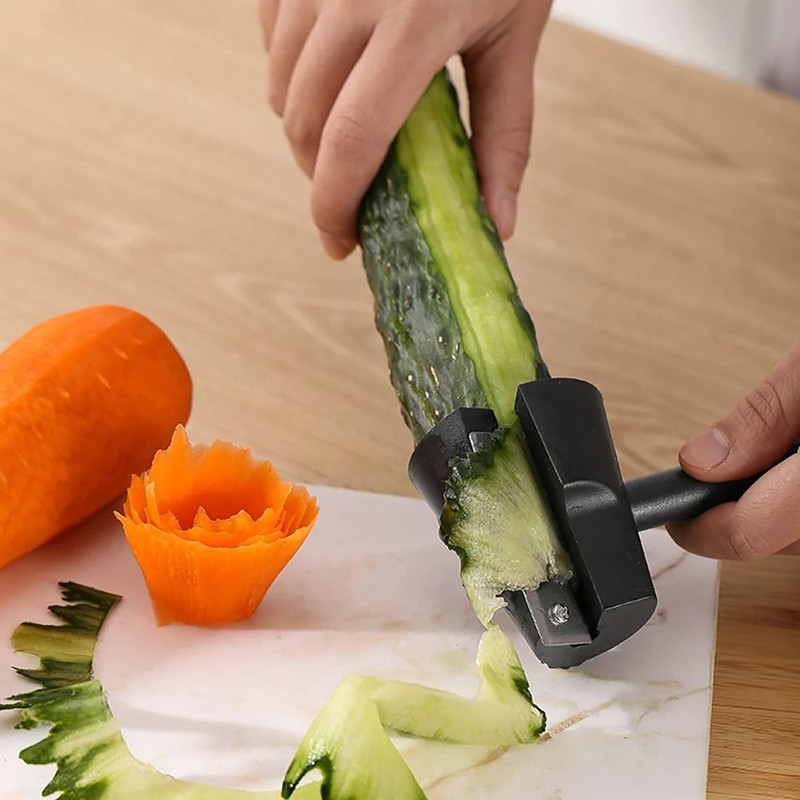 Fruit And Vegetable Flower Cutter 2