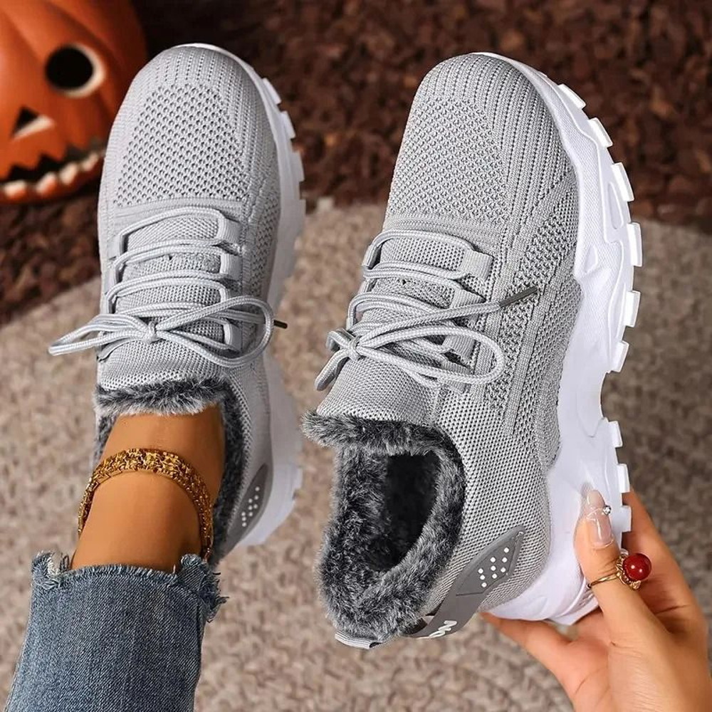 Women Winter Fur Lined Sneakers For Casual Streetwear 3