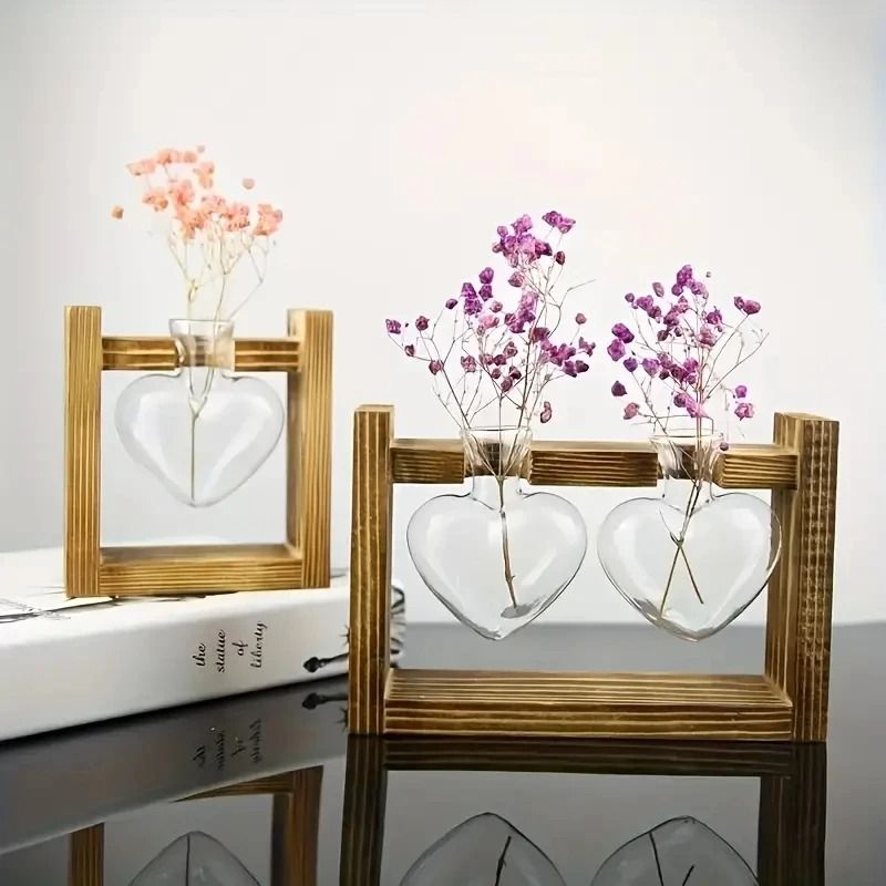 Transparent Heart Shaped Glass Vase With Wooden Frame For Hydroponic Plant Propagation 3