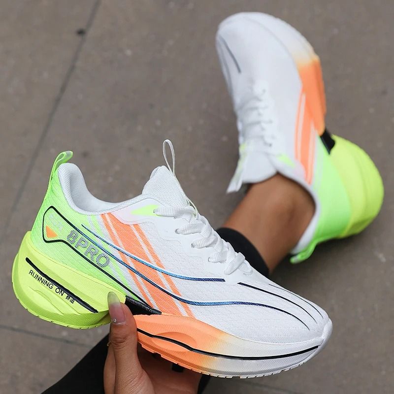 Lightweight Carbon Plate Running Shoes For Men And Women With Soft Sole Non Slip Performance Design 6