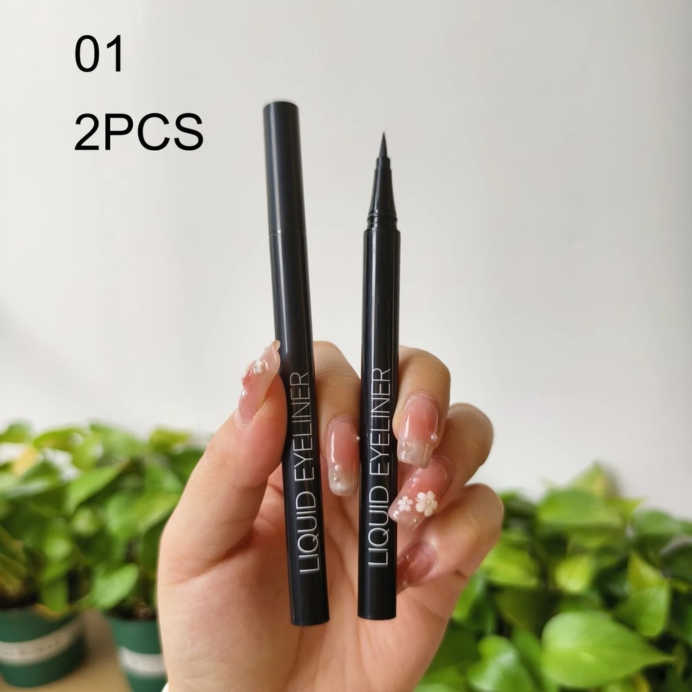 Quick Dry Long Lasting Matte Waterproof Eyeliner Pen For Smooth Precision Eye Definition 6
