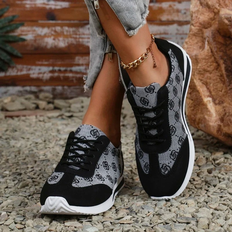 Women Breathable Cross Strap Flat Sneakers For Casual Walking 3