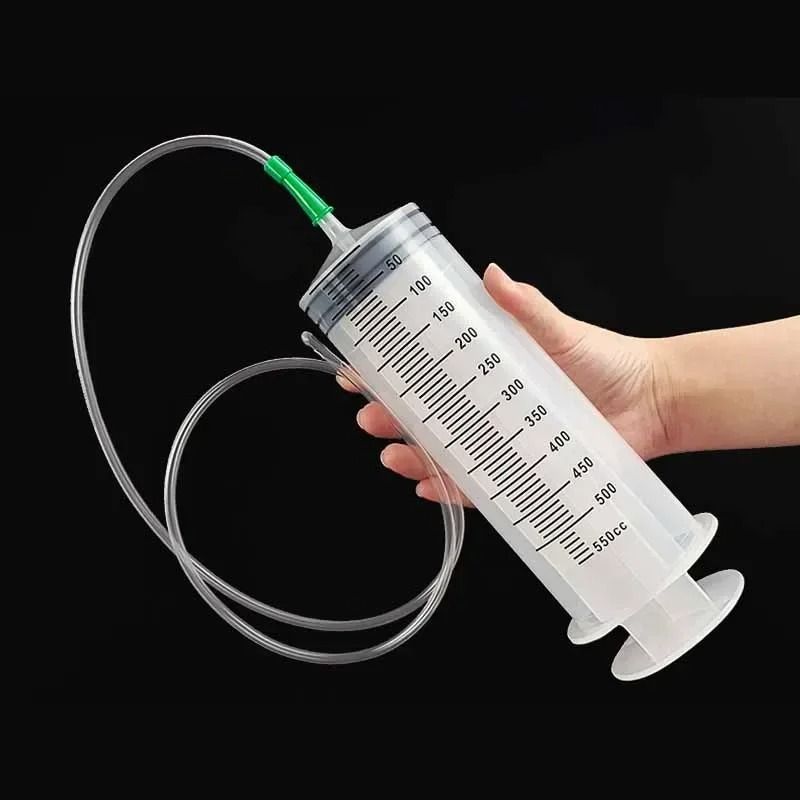 Large Capacity Reusable Syringe Oil Pump With Hose 2