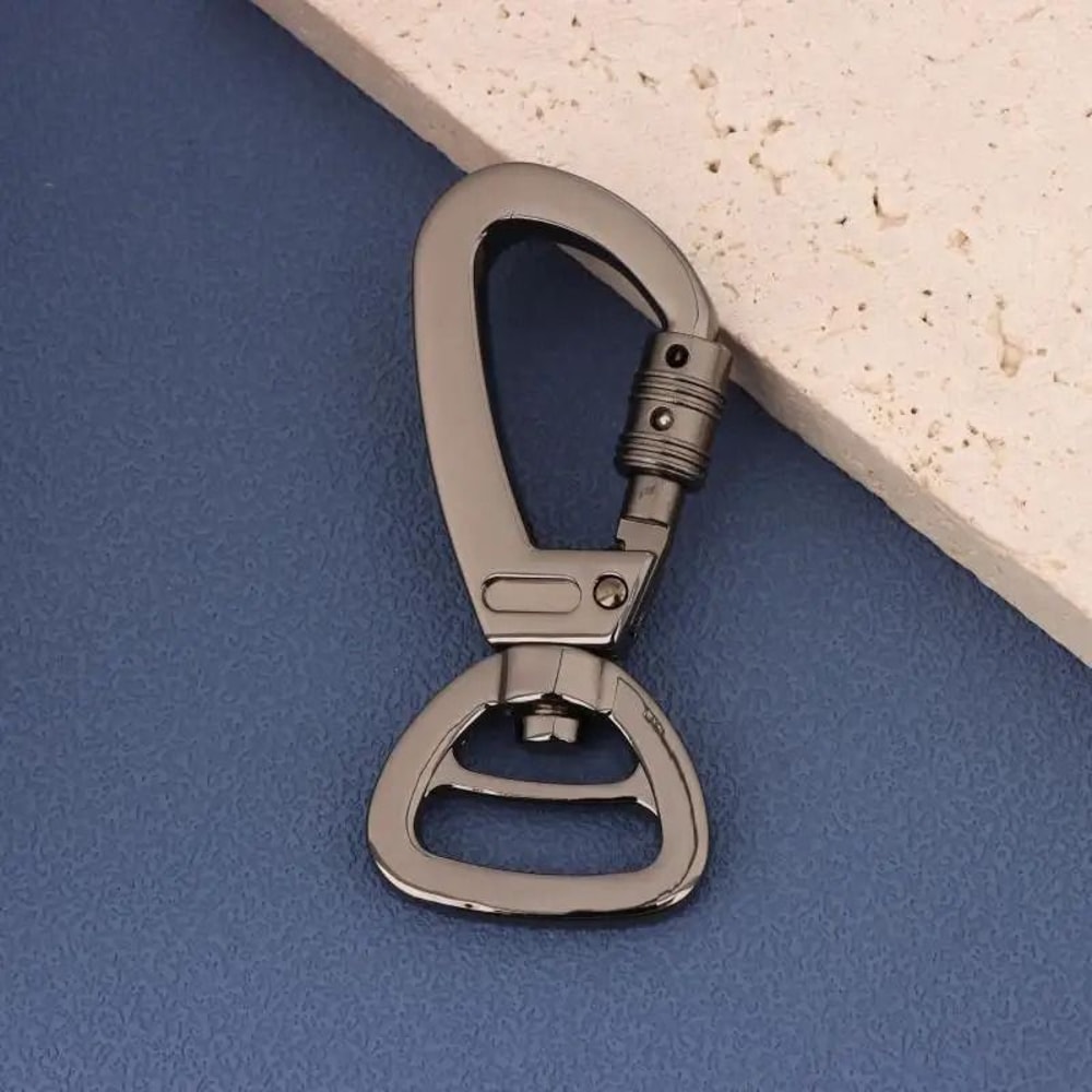 360 Degree Rotatable Carabiner Keychain Hook With Lock 6