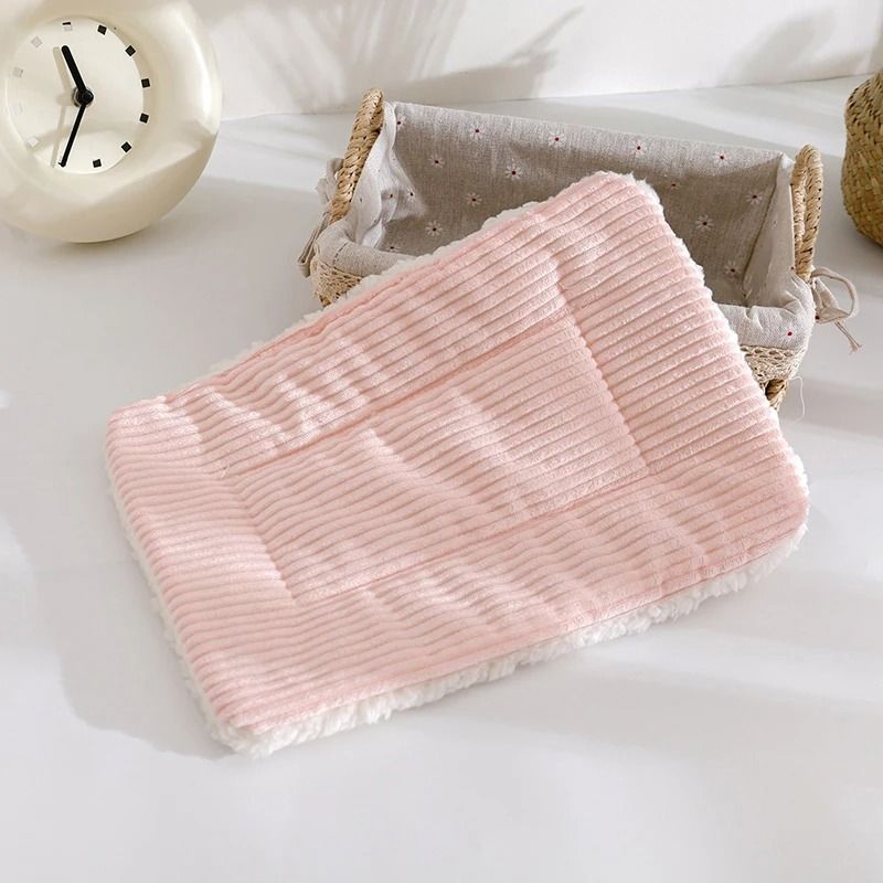 Small Pet Winter Warm Bed House For Hamster And Small Animals 7