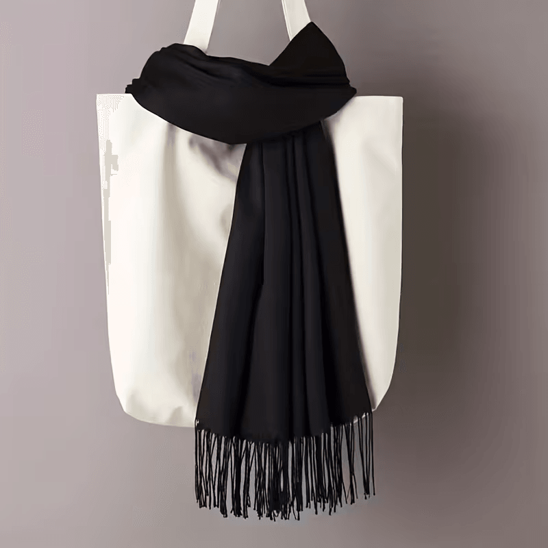 Soft cashmere scarf for winter wear