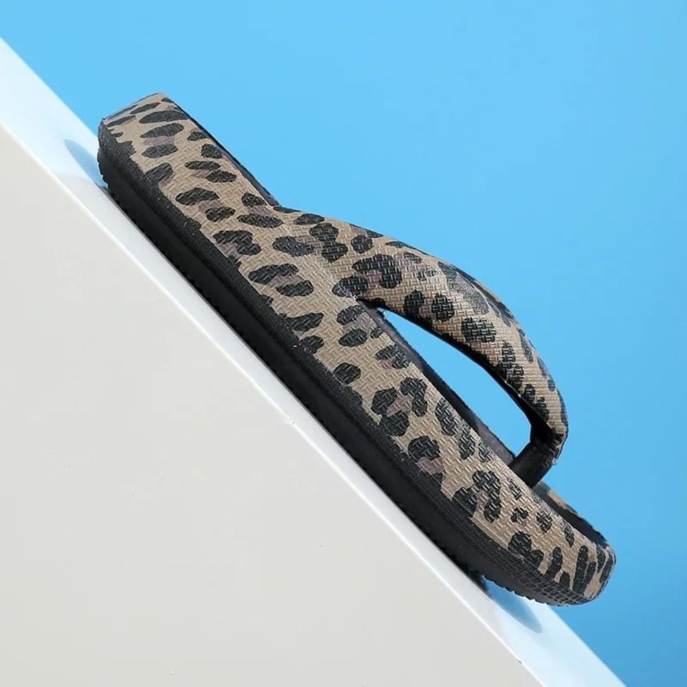 Summer New Women Sandals Comfort FlipFlop Leopard Soft ThickSoled Cloud Slippers 5