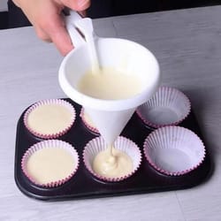hand-held adjustable baking funnel – precision liquid batter & chocolate dispenser