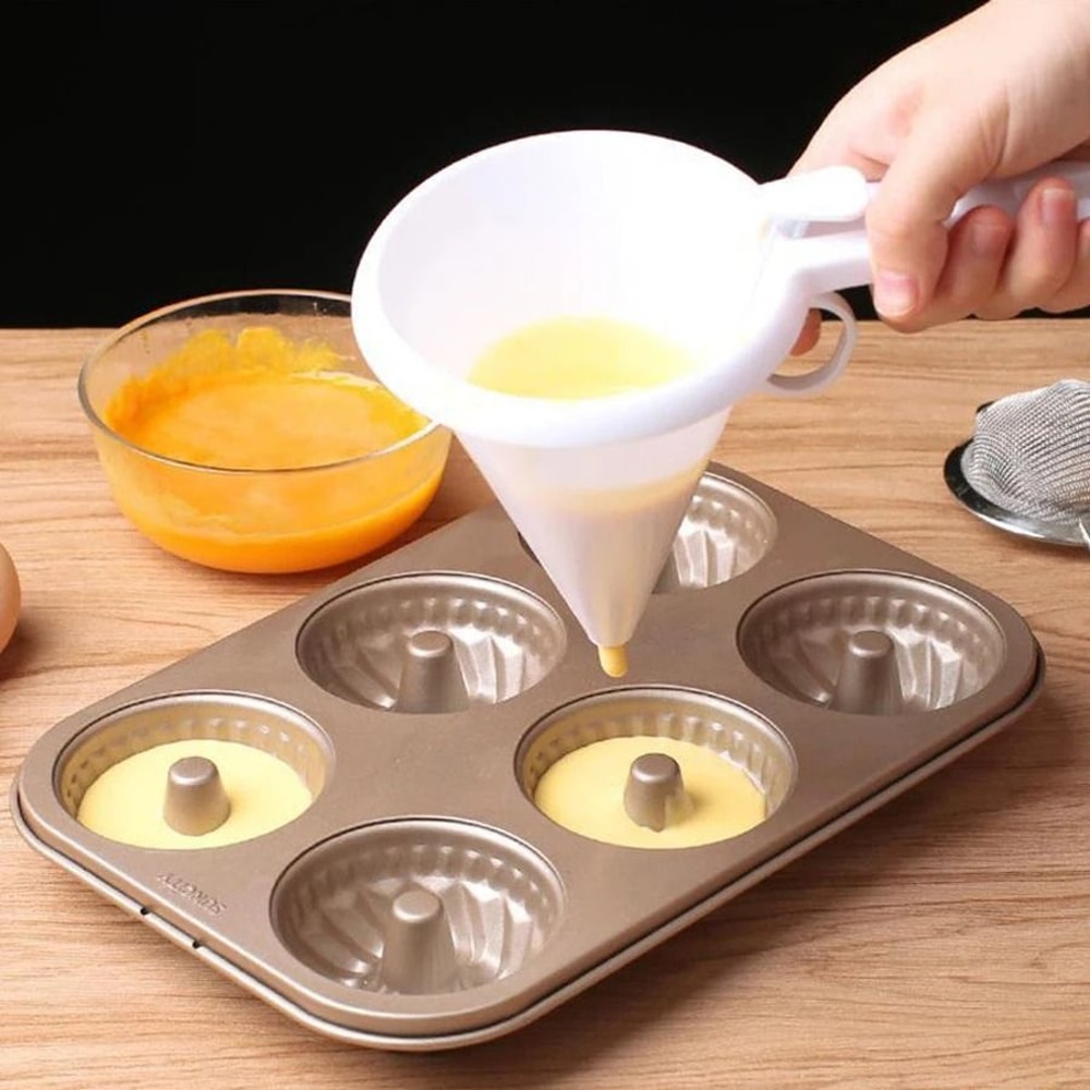 HandHeld Adjustable Baking Funnel Precision Liquid Batter Chocolate Dispenser 2