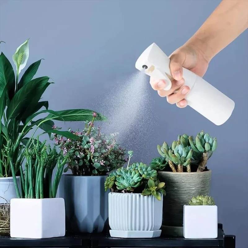 Professional Continuous Water Mister 200300ML UltraFine Mist Spray Bottle 3