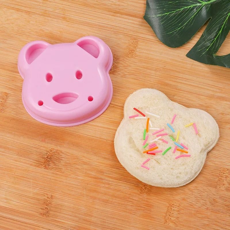 Bear Car Sandwich Mold Set Creative Bread Cutter Sealer For Fun Childrens Lunches 9