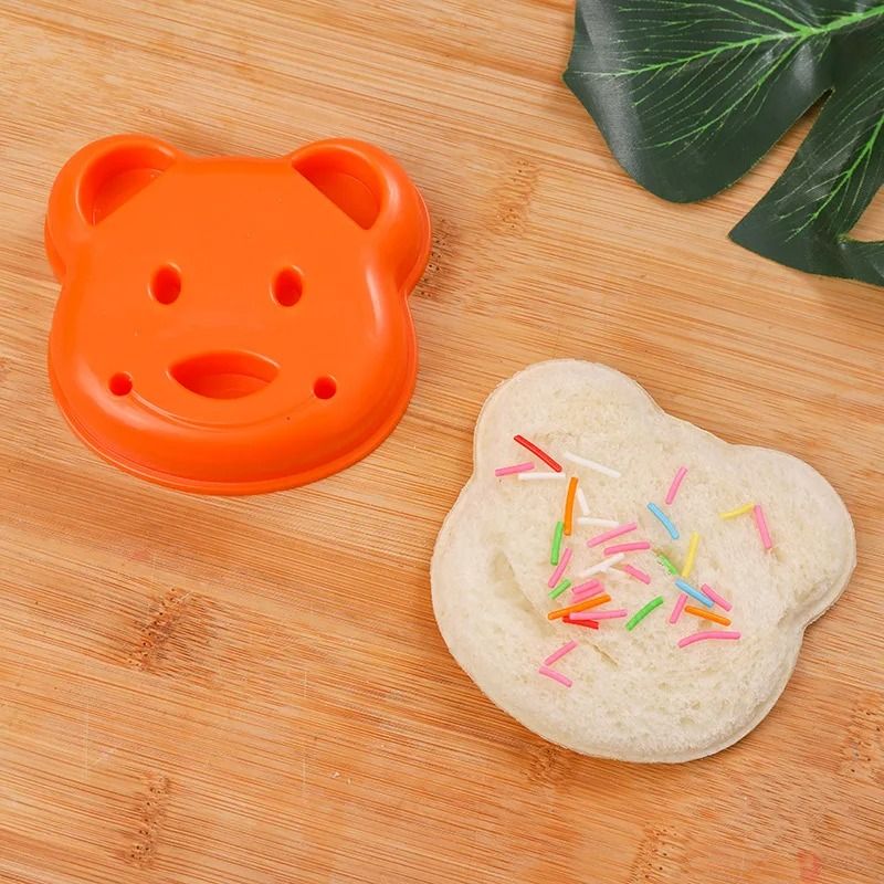 Bear Car Sandwich Mold Set Creative Bread Cutter Sealer For Fun Childrens Lunches 10
