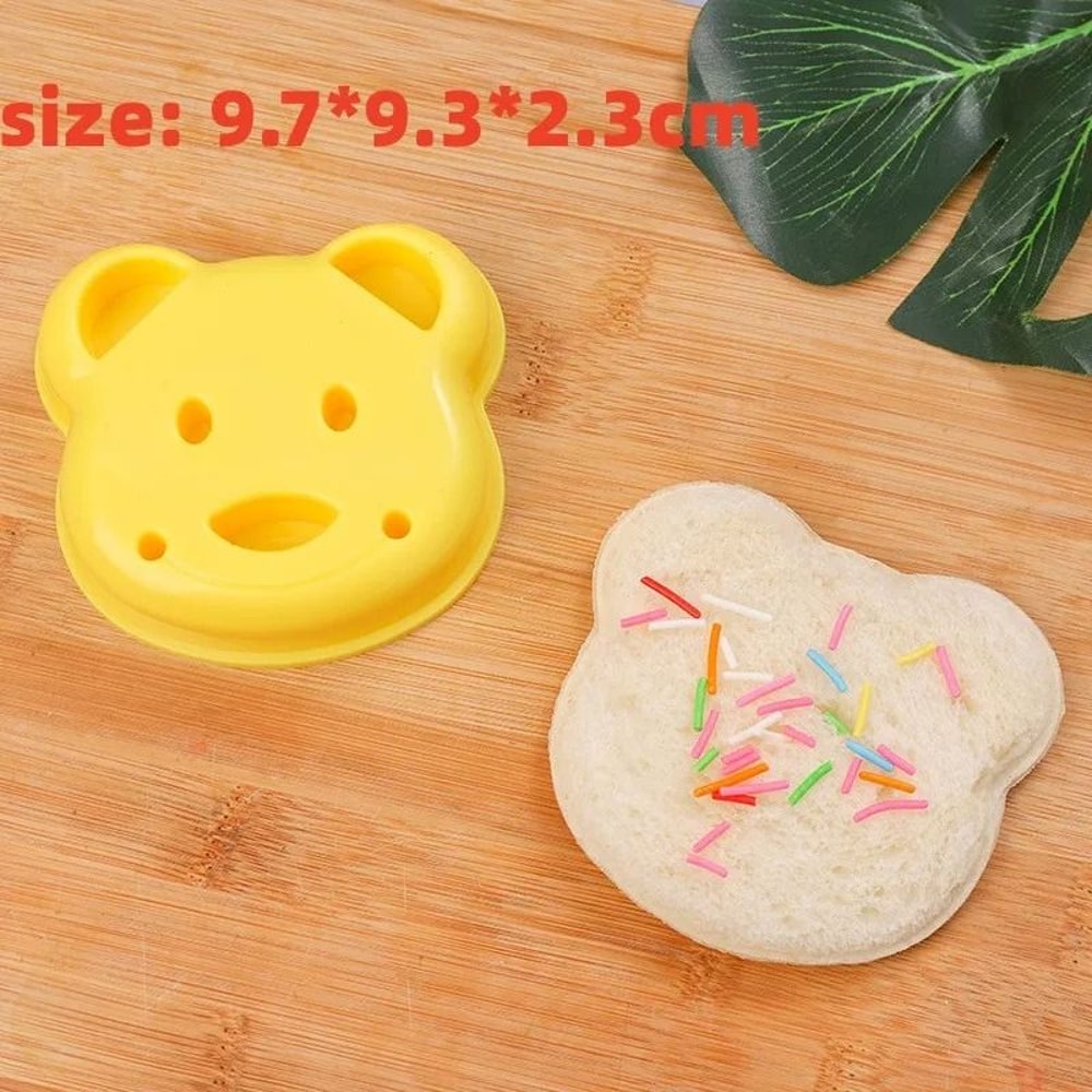 Bear Car Sandwich Mold Set Creative Bread Cutter Sealer For Fun Childrens Lunches 4