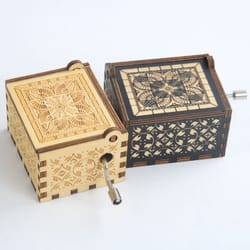 hand-cranked wooden music box – "merry-go-round of life" anime theme gift