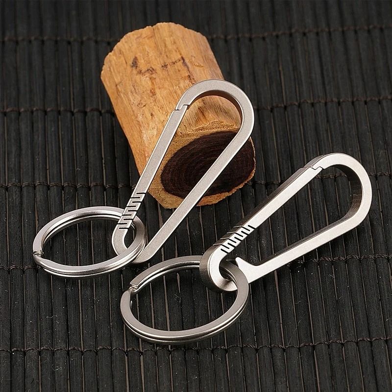 Multifunctional Titanium Alloy Quick Release Keychain UltraLight Carabiner Car Keyring 0