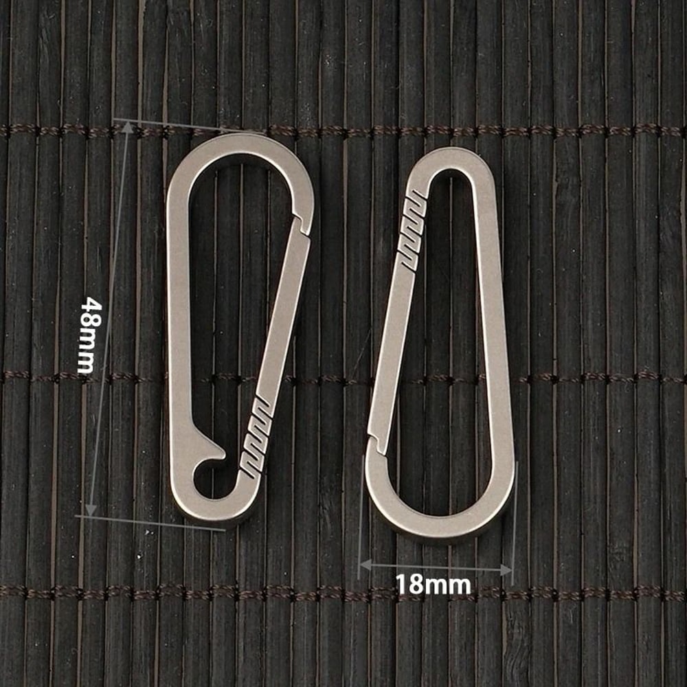Multifunctional Titanium Alloy Quick Release Keychain UltraLight Carabiner Car Keyring 2