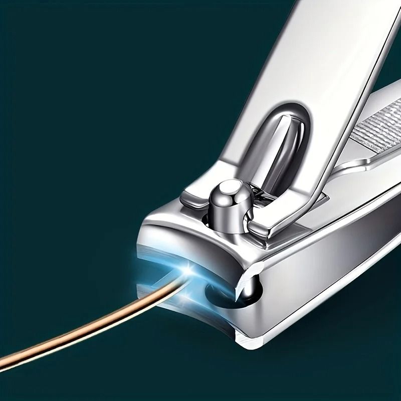 Large Nail Cutter With Builtin File Convenient Grooming Aid For Daily Precise Nail Care 3