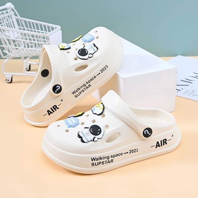 Kids Breathable ClosedToe Outdoor Sandals Summer NonSlip Beach Slippers 1