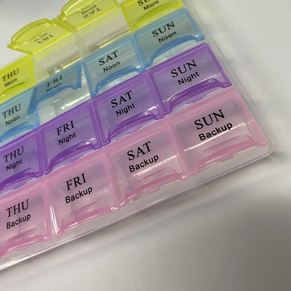 28Grid Portable Household Medicine Health Box 4