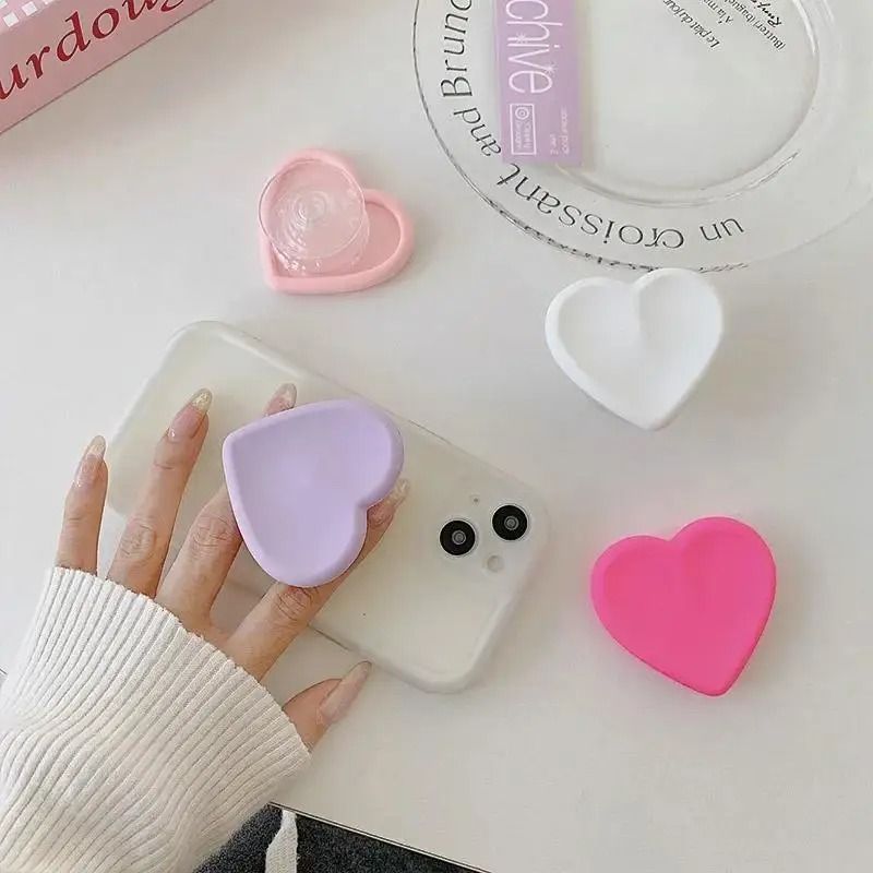 Ins Style Heart Silicone Phone Grip Bracket 1