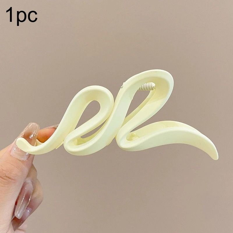 Fashion Korean Solid Color Acrylic Wave Hair Claw 7