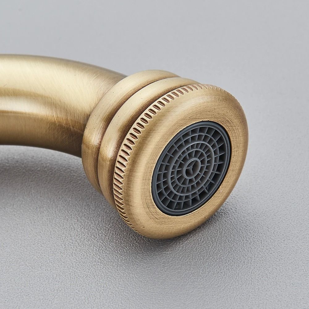 Uythner Retro Brass Antique Bronze Kitchen Sink Faucet 2