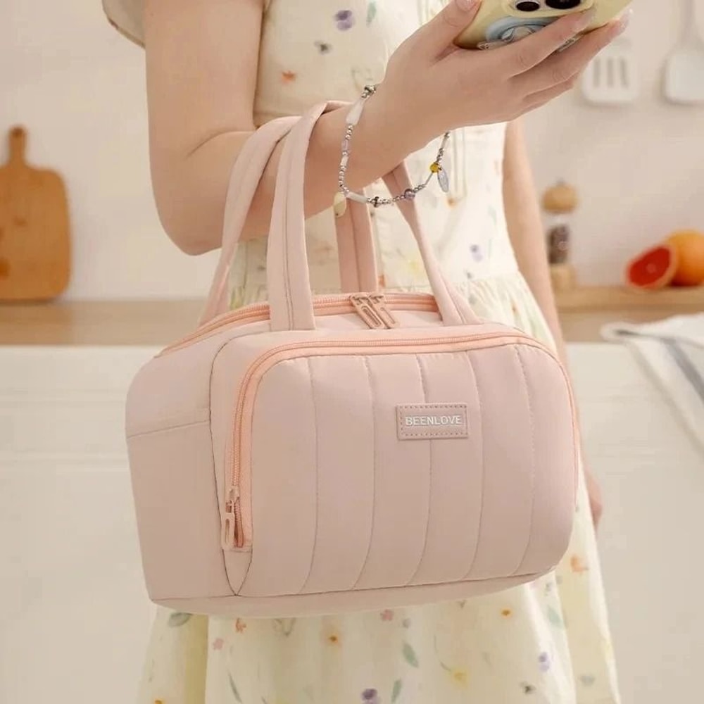 WaterRepellent Thermal Lunch Carrier 2