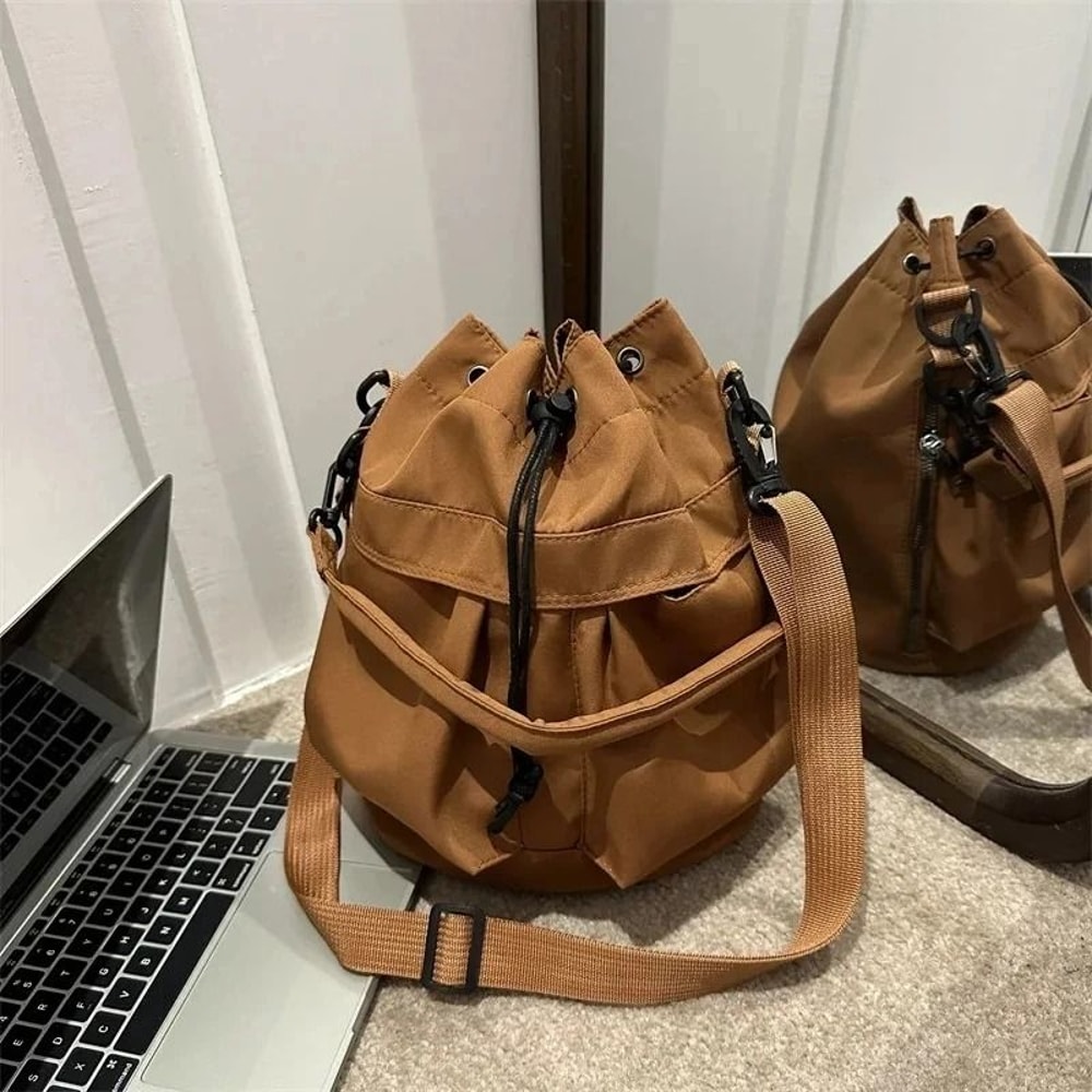 Simple LargeCapacity Oxford Commuting Crossbody Bag 9