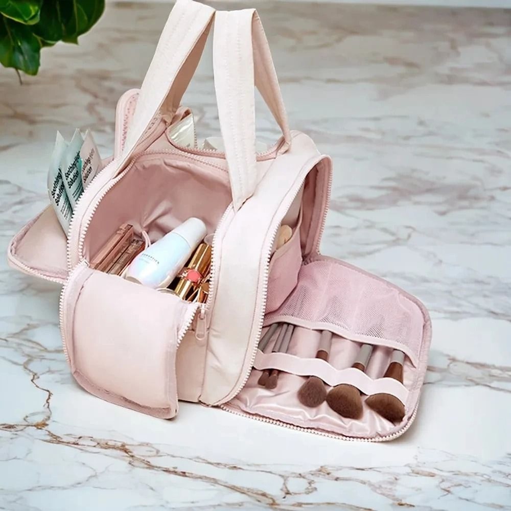 Portable MultiCompartment Fashion Makeup Storage Bag 1
