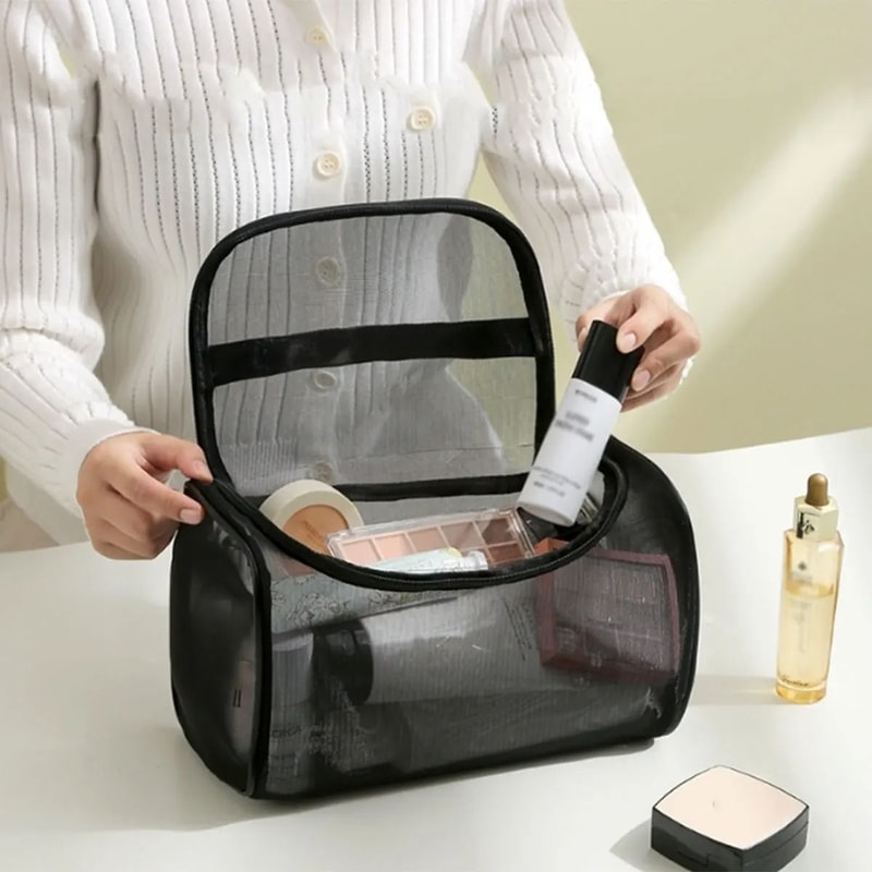 Transparent LargeCapacity Travel Makeup And Toiletry Bag 0