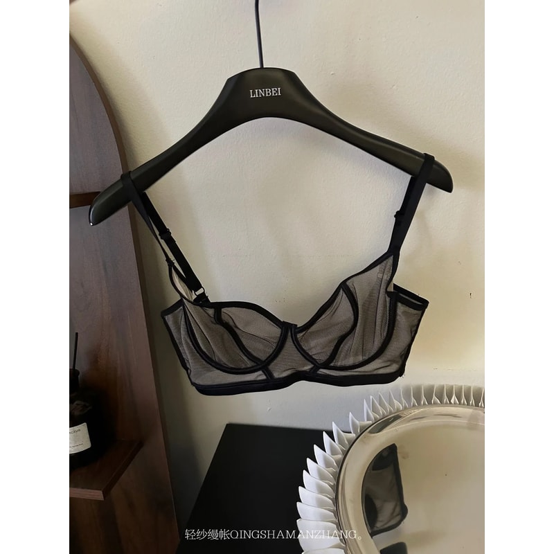 Transparent Ultra Thin Embroidered Lace Strapless Invisible Underwear 6