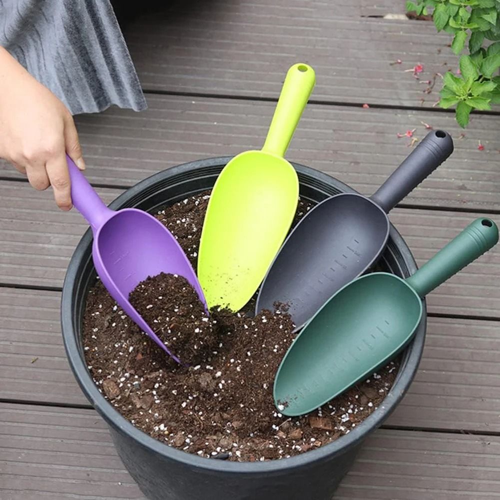 MultiFunction Garden Hand Trowel HeavyDuty Soil Scoop For Planting Digging And Pet Food 0