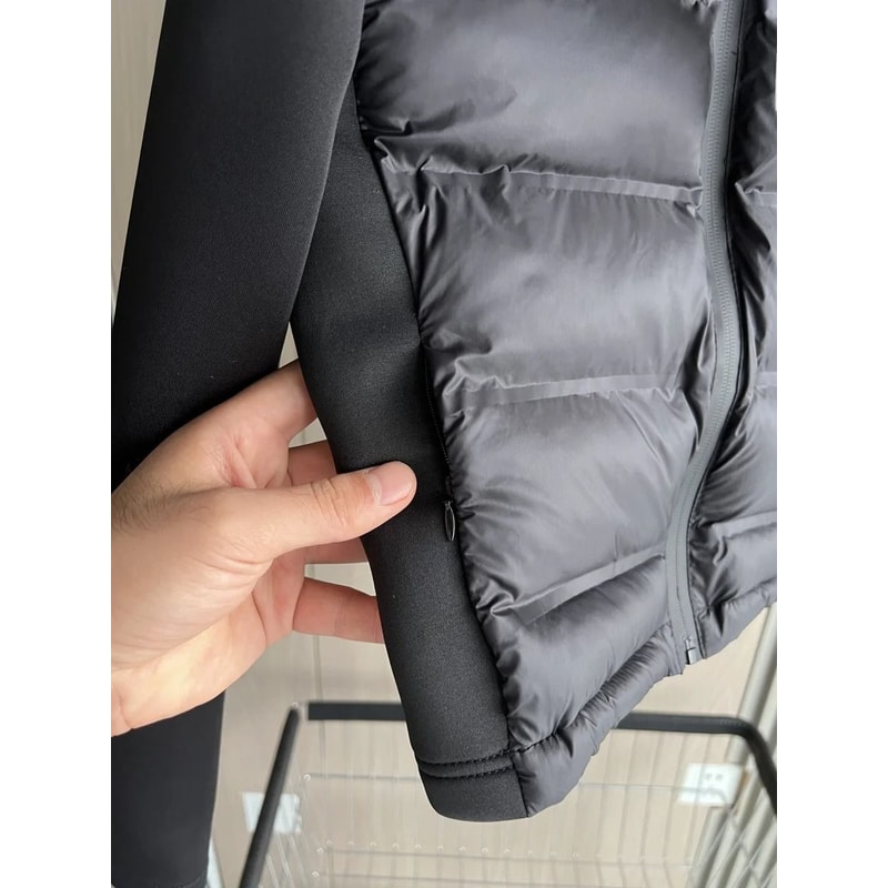 Winter 2025 Lightweight Down Sports Jacket Warm Hooded Long Sleeve Zippered Coat For Women 3