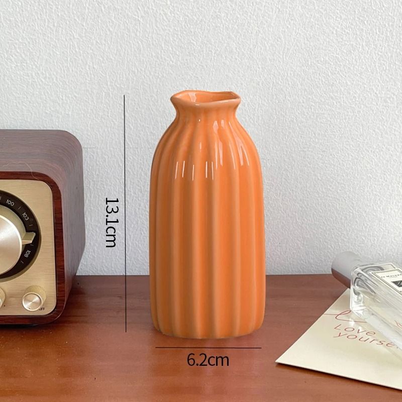 Modern Ceramic Bud Vase HighPerformance Candy Color Small Flower Vase Desktop Ornament 17