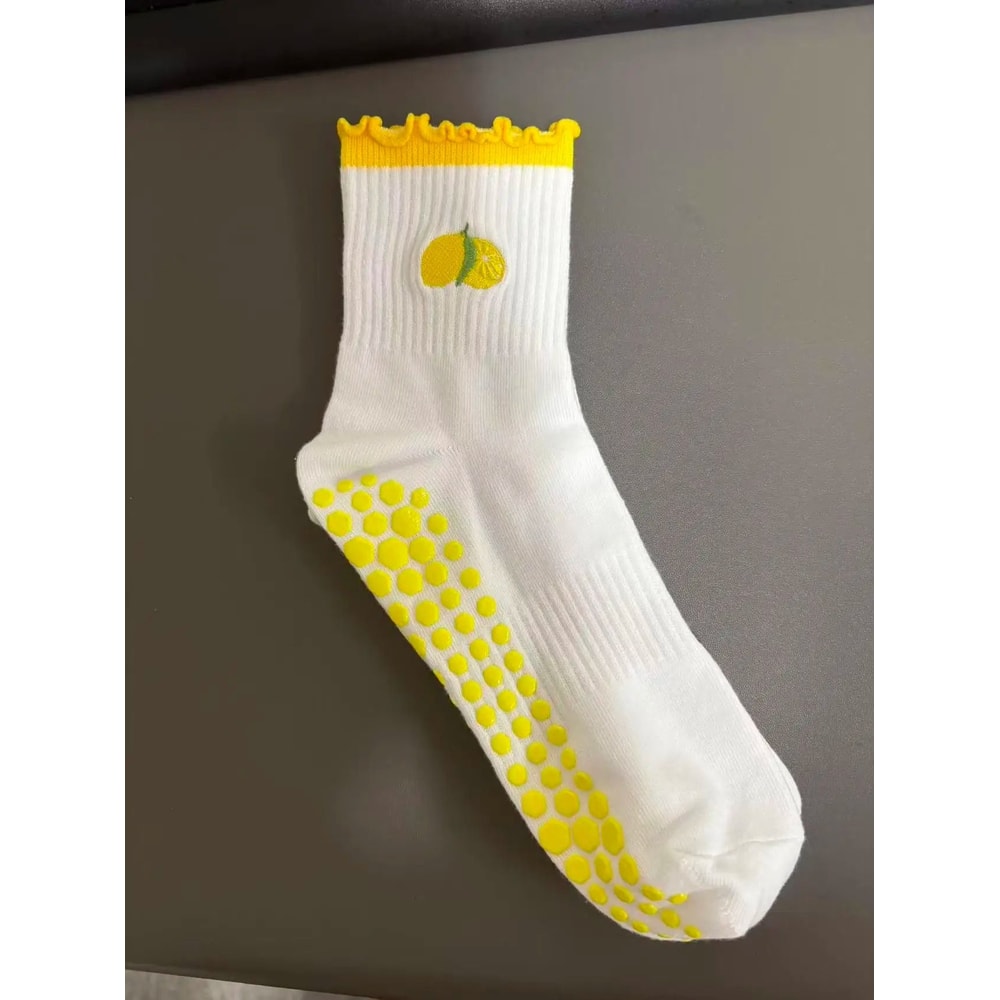 Knitted Embroidered Yoga Fitness Pilates Sports Socks Silicone Non Slip Bottom Women Middle Socks 16