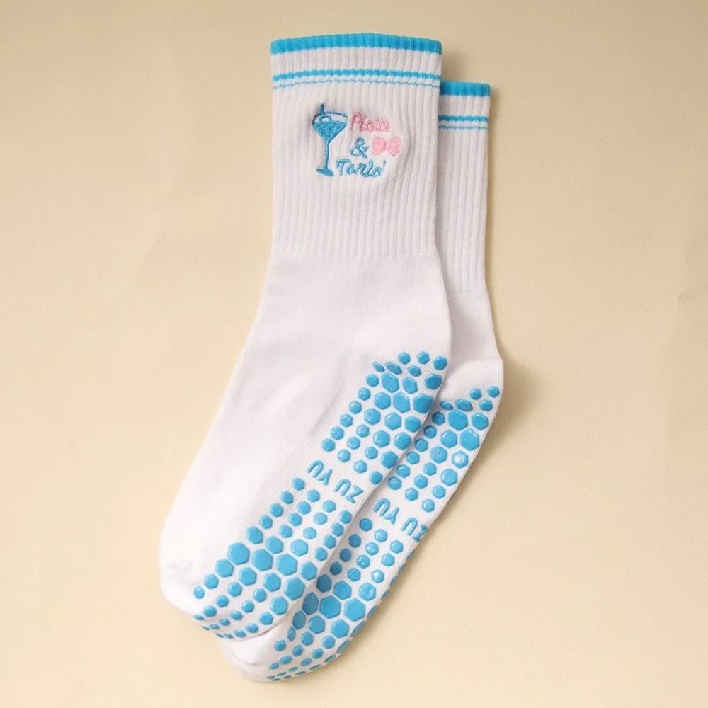 Knitted Embroidered Yoga Fitness Pilates Sports Socks Silicone Non Slip Bottom Women Middle Socks 20
