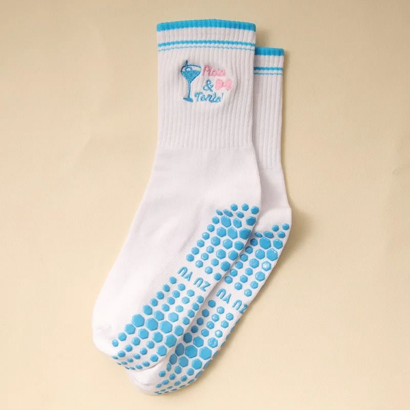 Knitted Embroidered Yoga Fitness Pilates Sports Socks Silicone Non Slip Bottom Women Middle Socks 20