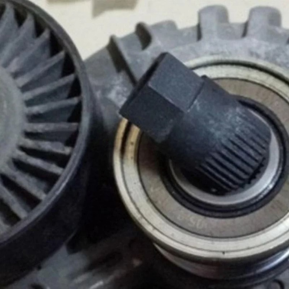 Alternator Clutch Free Wheel Pulley Removal Tool 33Tooth VBelt Pulley Remover 3